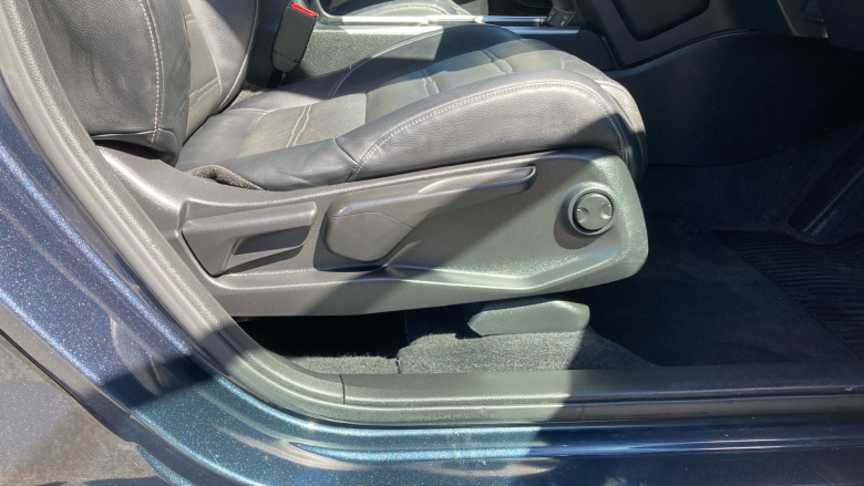 Honda CR-V 2.0 i-MMD Hybrid SR  2WD 5dr eCVT Hybrid Estate